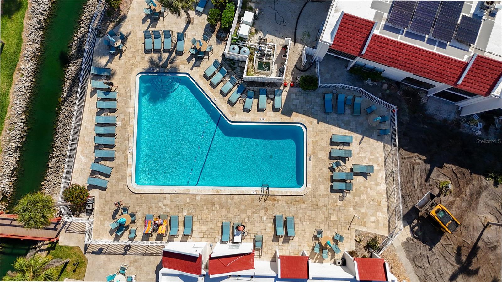 Image 50 of 58 For 1801 Gulf Drive N 173