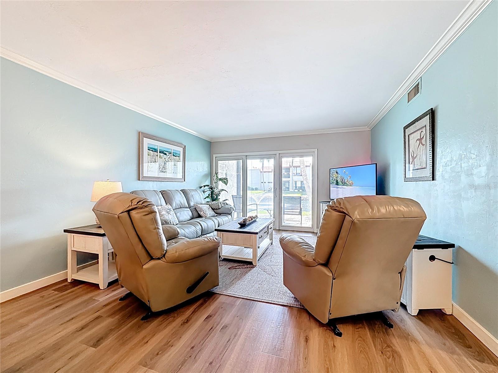 Image 8 of 58 For 1801 Gulf Drive N 173