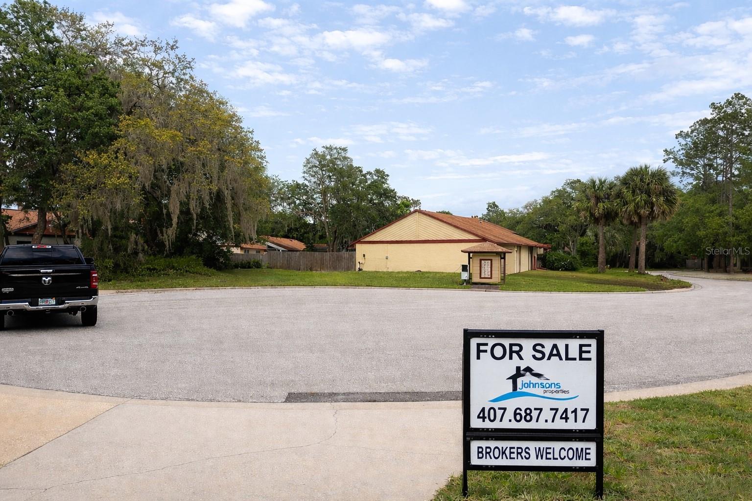 Image 14 of 14 For 114 Spreading Oak Court