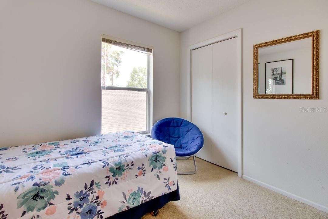 Image 13 of 26 For 730 Bloomingdale Dr