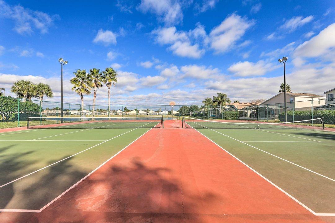 Image 26 of 26 For 730 Bloomingdale Dr