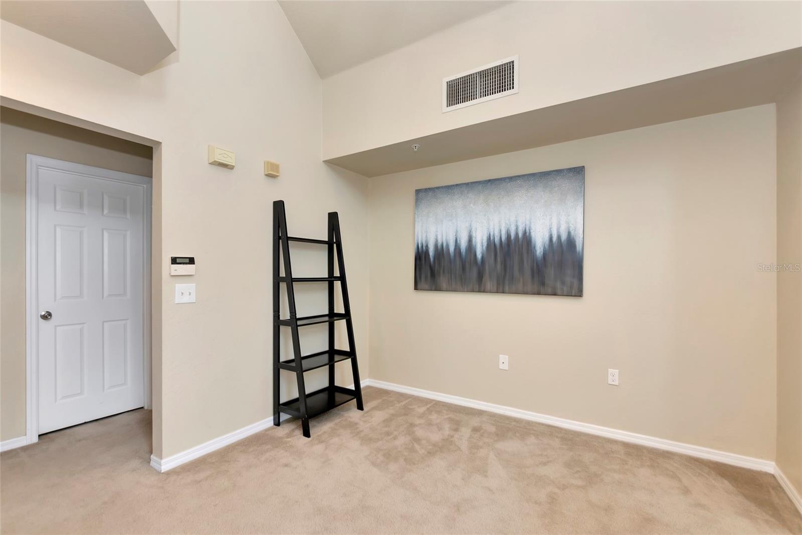 Image 14 of 61 For 5560 Rosehill Road 201