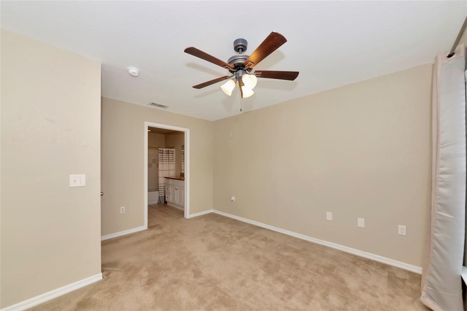 Image 30 of 61 For 5560 Rosehill Road 201