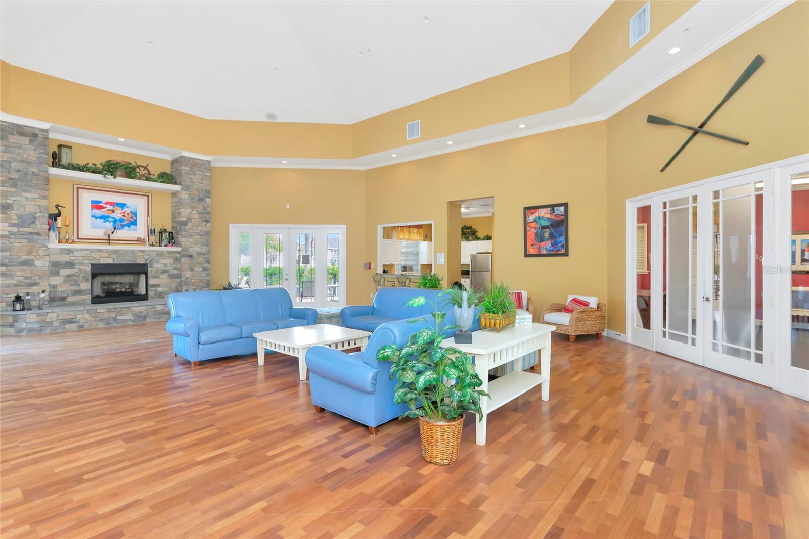 Image 41 of 61 For 5560 Rosehill Road 201