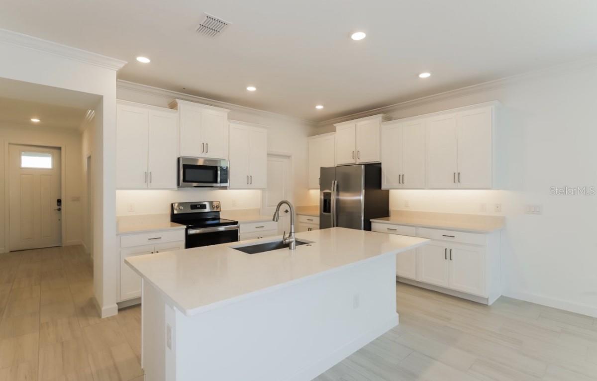 Image 6 of 13 For 1250 Spinnaker Drive