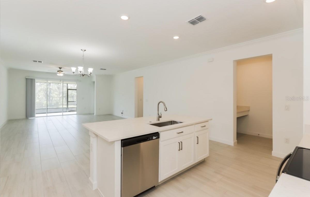 Image 7 of 13 For 1250 Spinnaker Drive