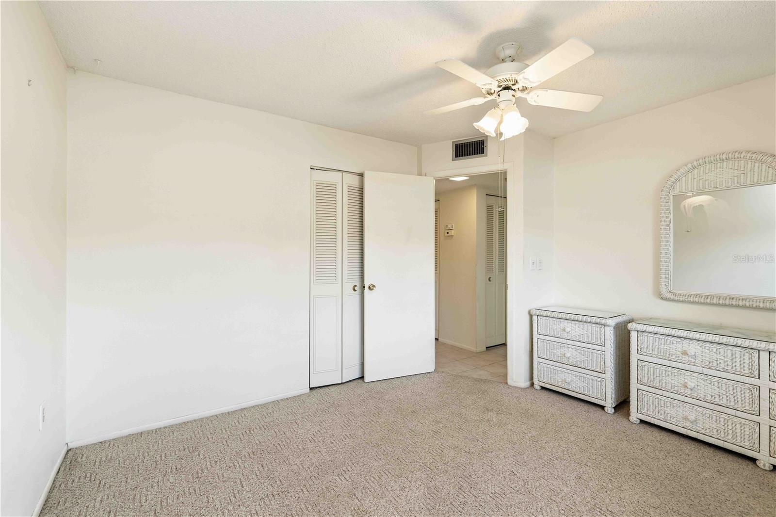 Image 17 of 31 For 3680 Ironwood Circle 202l