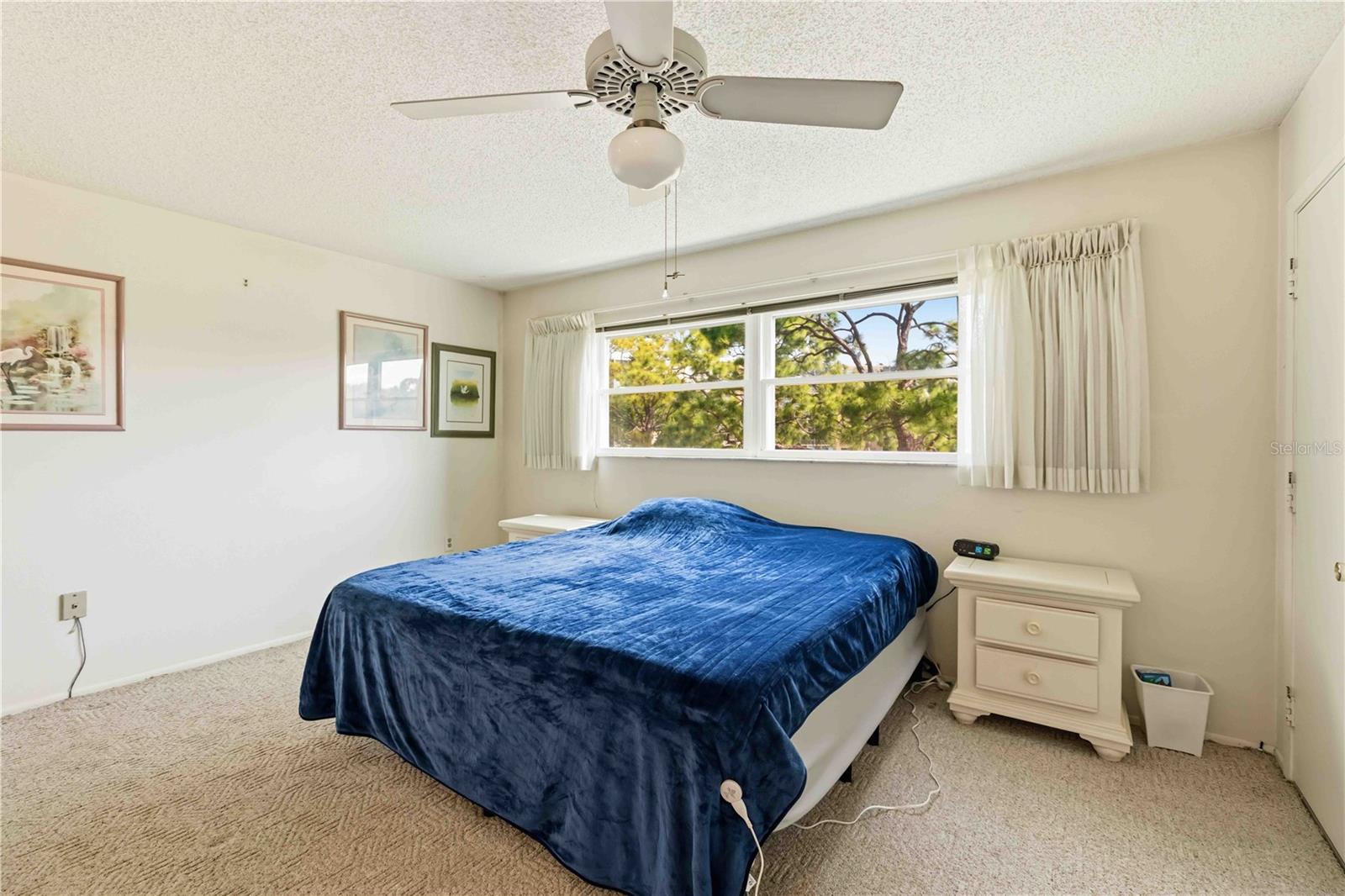 Image 18 of 31 For 3680 Ironwood Circle 202l