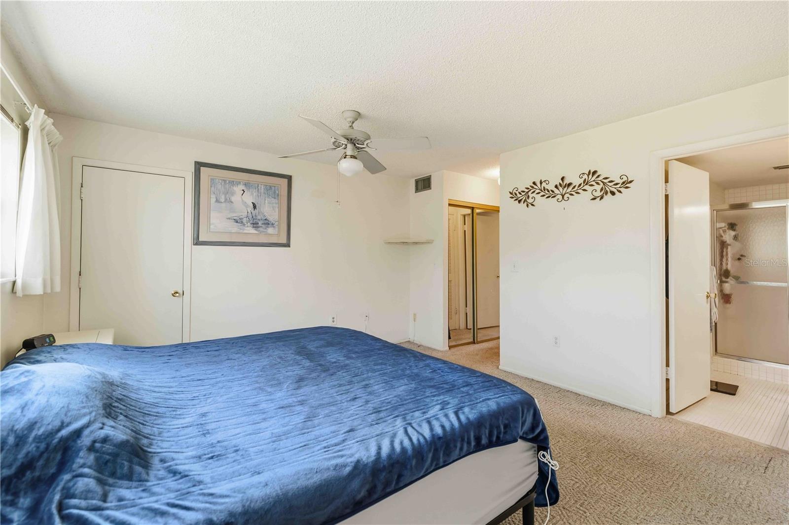 Image 20 of 31 For 3680 Ironwood Circle 202l