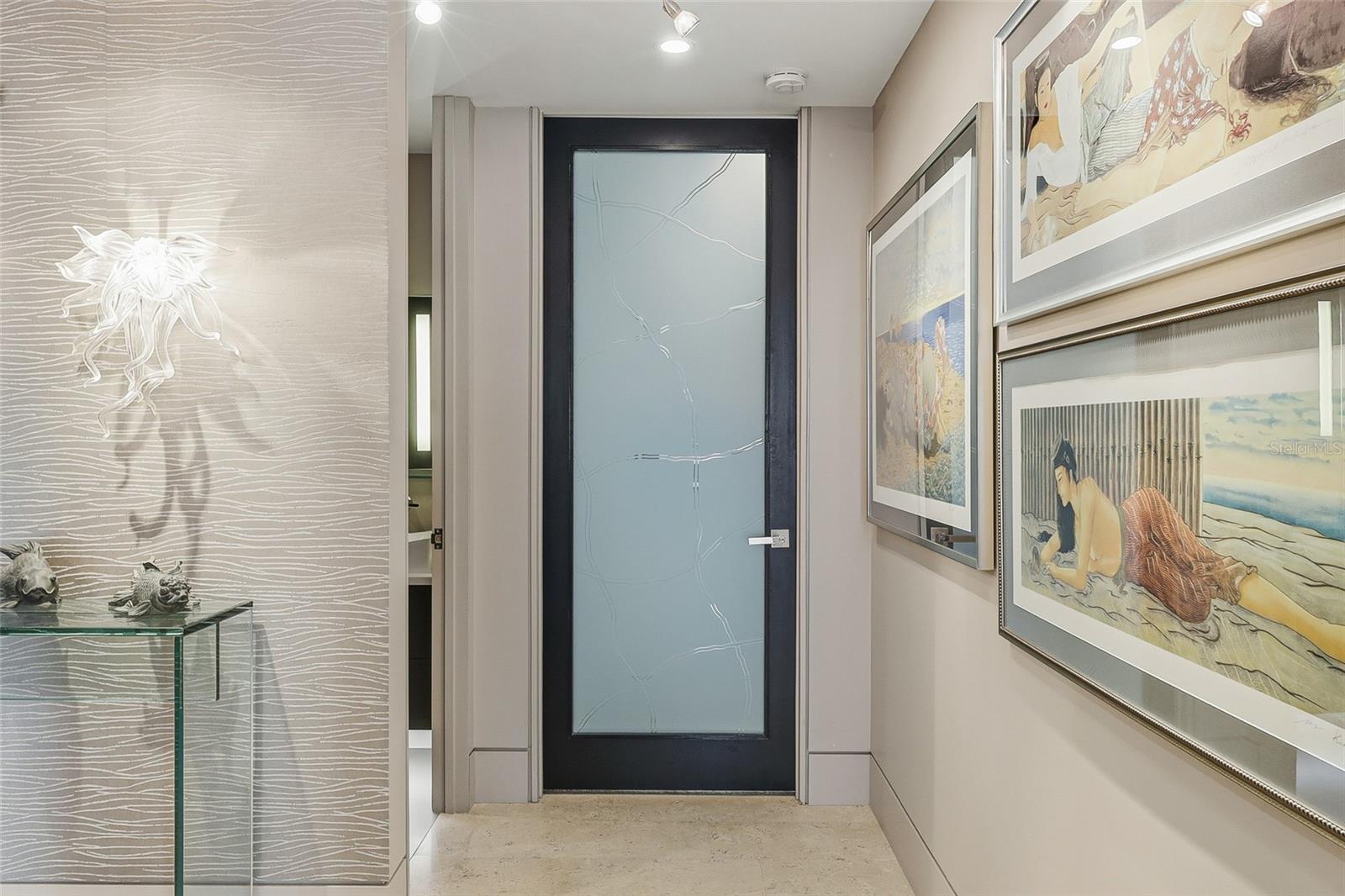 Image 23 of 57 For 350 Golden Gate Point 51