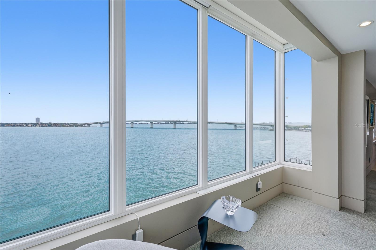 Image 8 of 57 For 350 Golden Gate Point 51