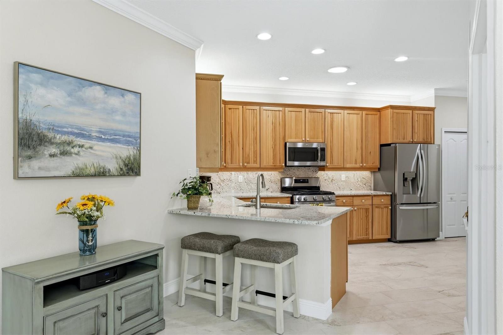 Image 13 of 44 For 6922 Woodmore Terrace