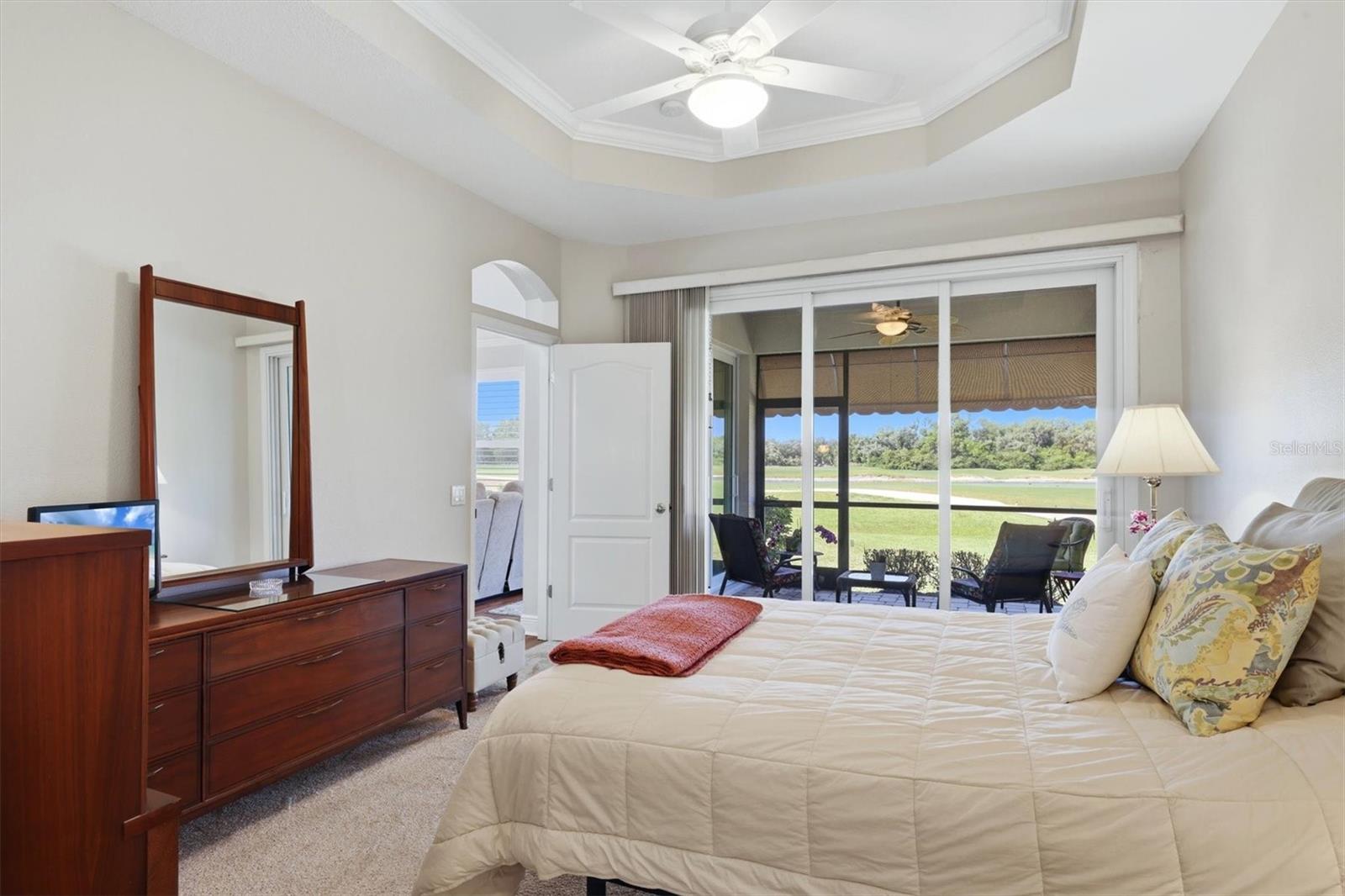 Image 19 of 44 For 6922 Woodmore Terrace