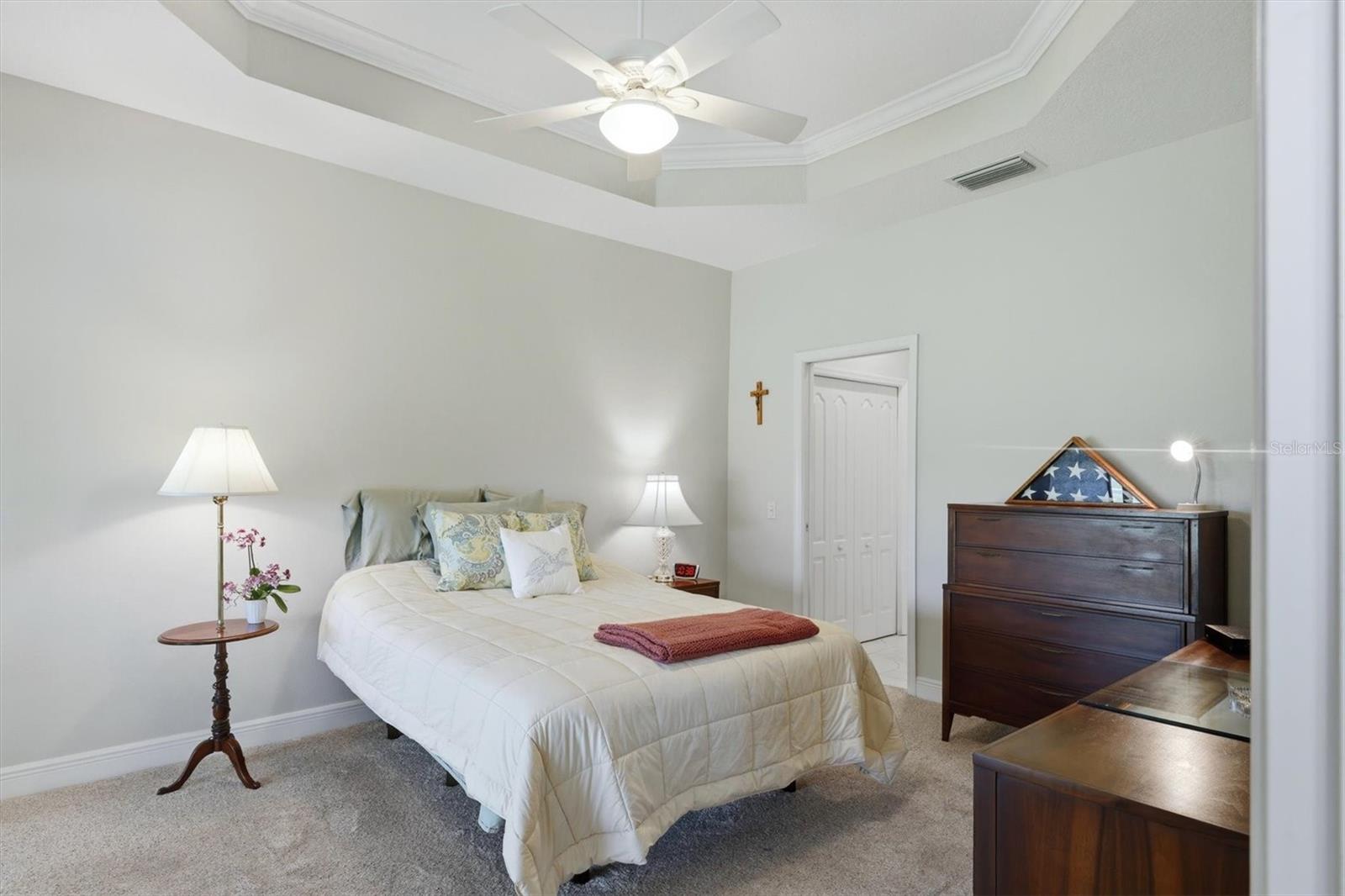 Image 21 of 44 For 6922 Woodmore Terrace