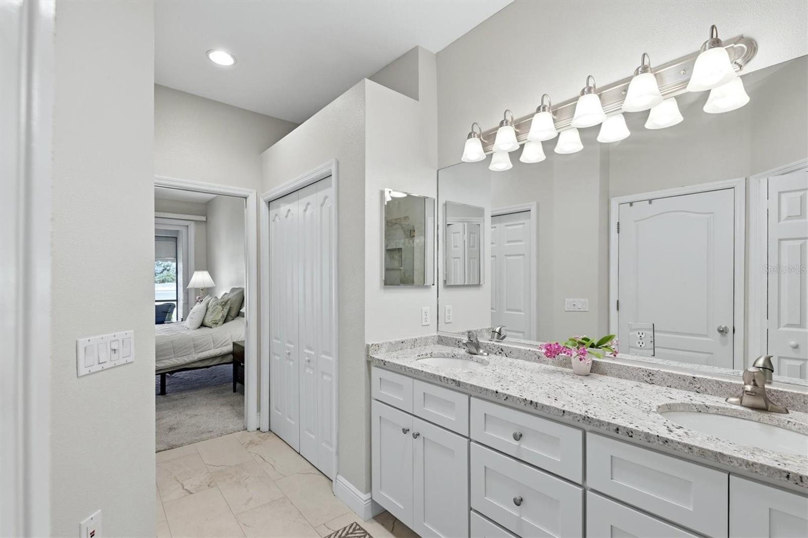 Image 22 of 44 For 6922 Woodmore Terrace