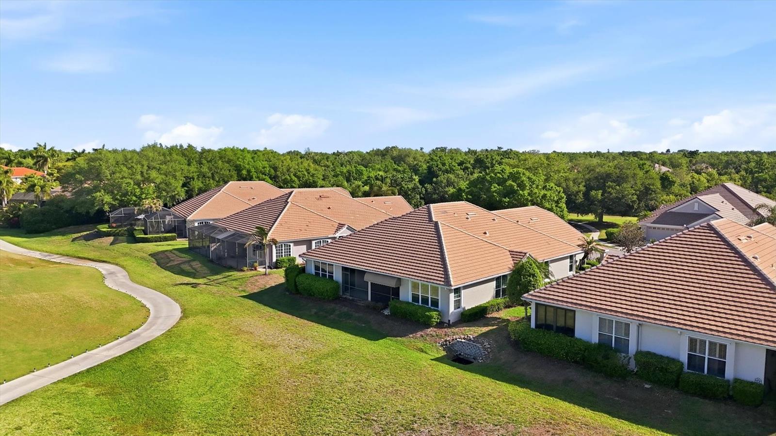 Image 29 of 44 For 6922 Woodmore Terrace