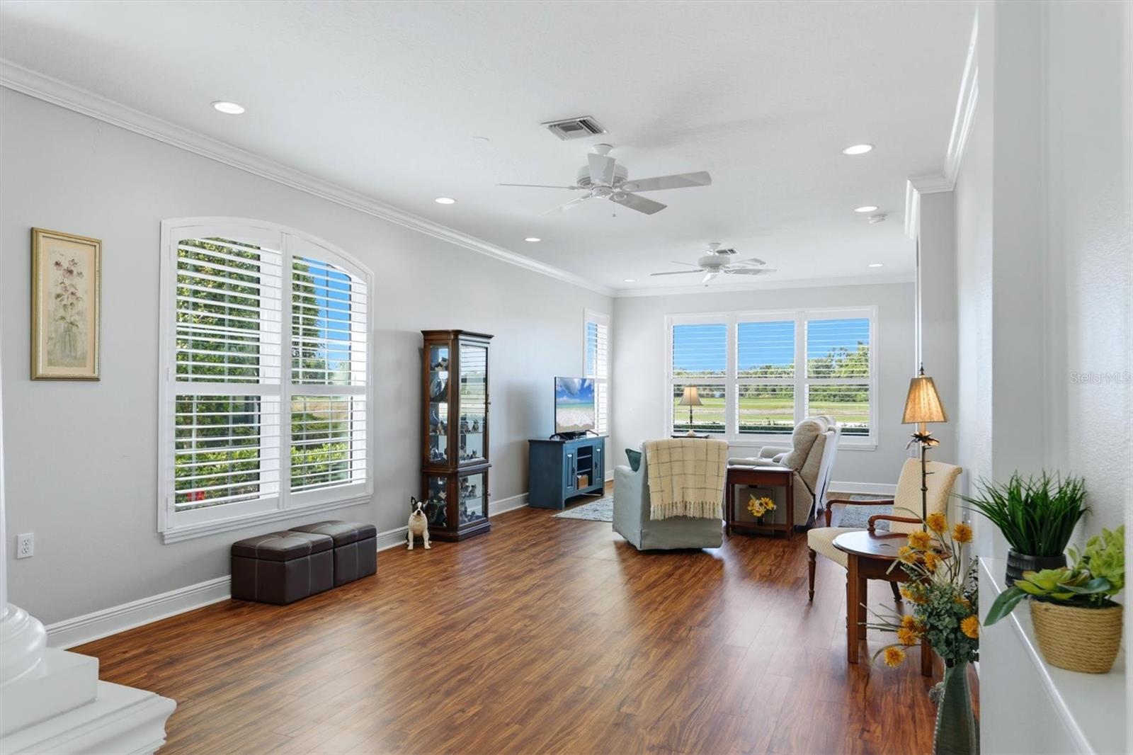 Image 5 of 44 For 6922 Woodmore Terrace