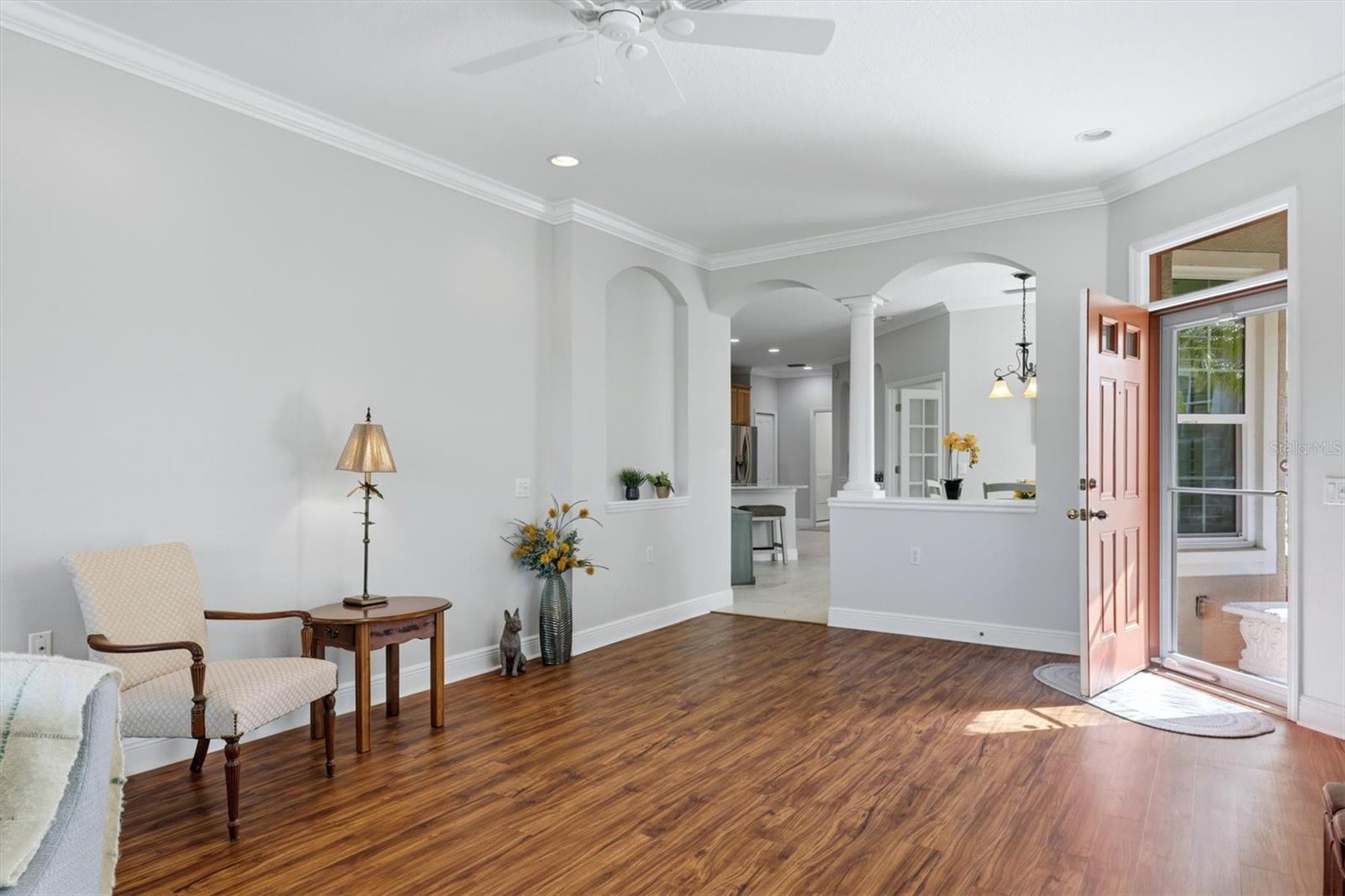 Image 7 of 44 For 6922 Woodmore Terrace