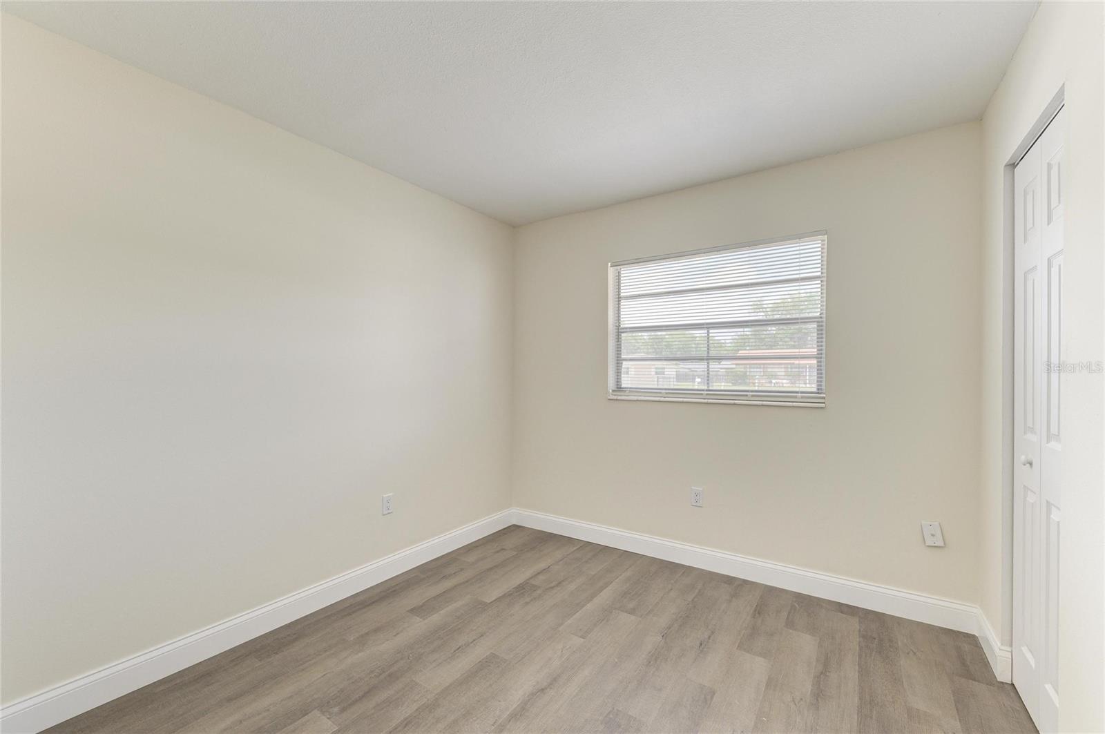 Image 10 of 19 For 3012 Clay Circle