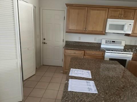 Image 8 of 18 For 2416 Waterford Court