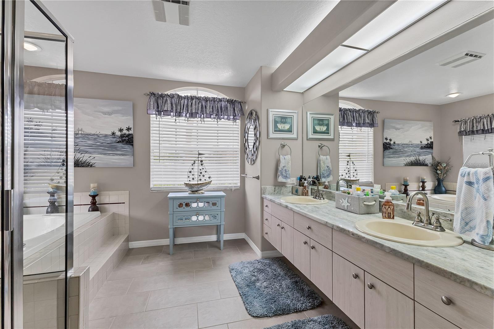 Image 13 of 34 For 4466 Pro Am Avenue E