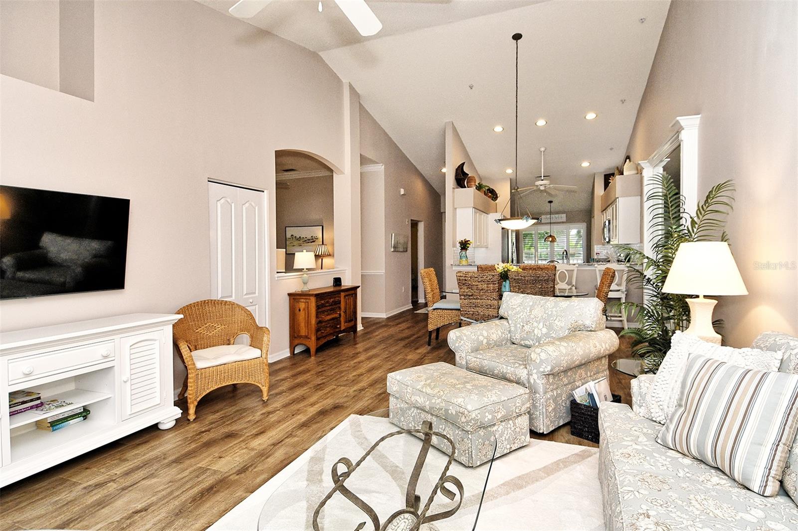 Image 14 of 64 For 5251 Mahogany Run Avenue 525