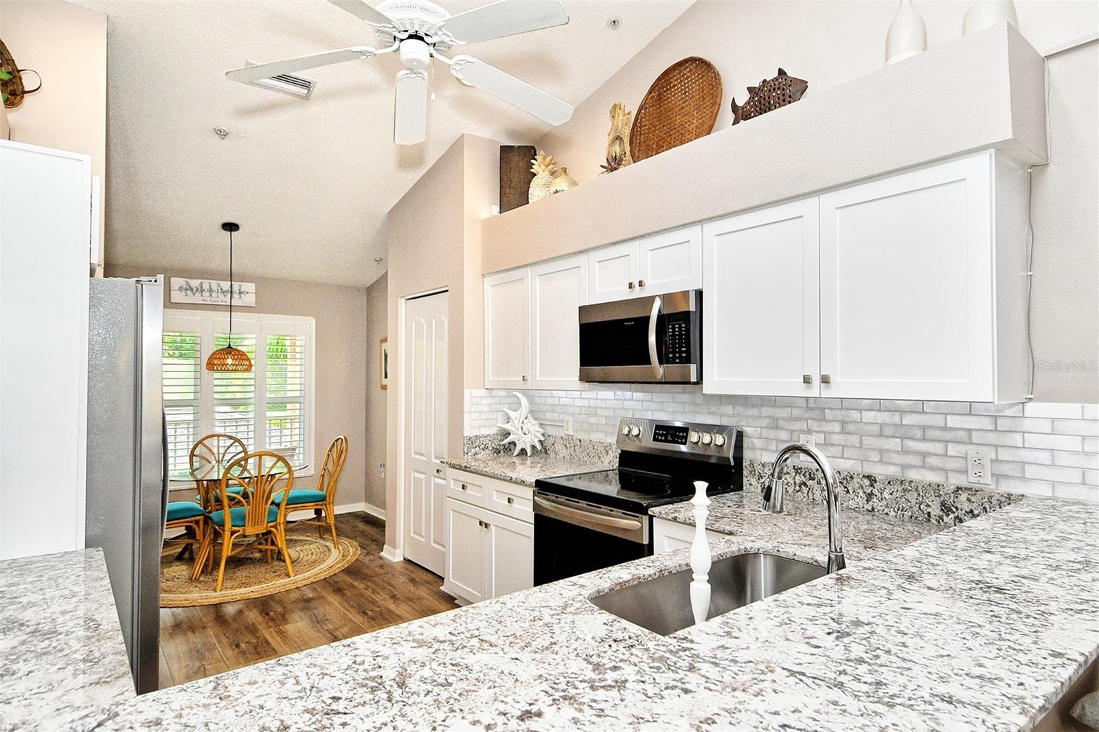 Image 18 of 64 For 5251 Mahogany Run Avenue 525