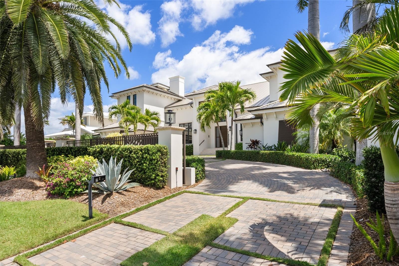 Image 10 of 100 For 361 Blvd Of The Presidents