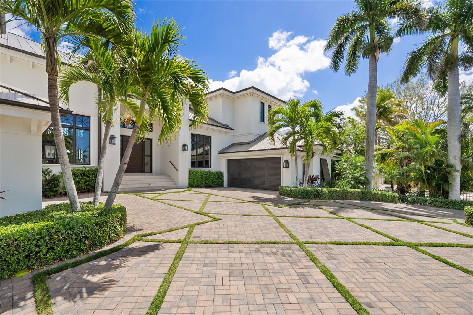 Image 13 of 100 For 361 Blvd Of The Presidents