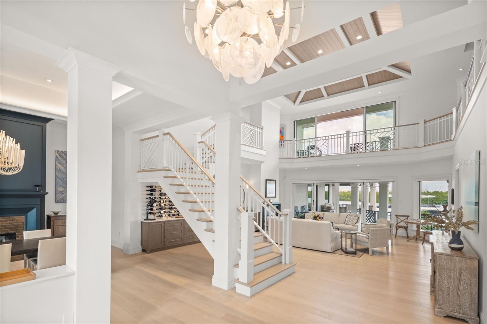 Image 16 of 100 For 361 Blvd Of The Presidents