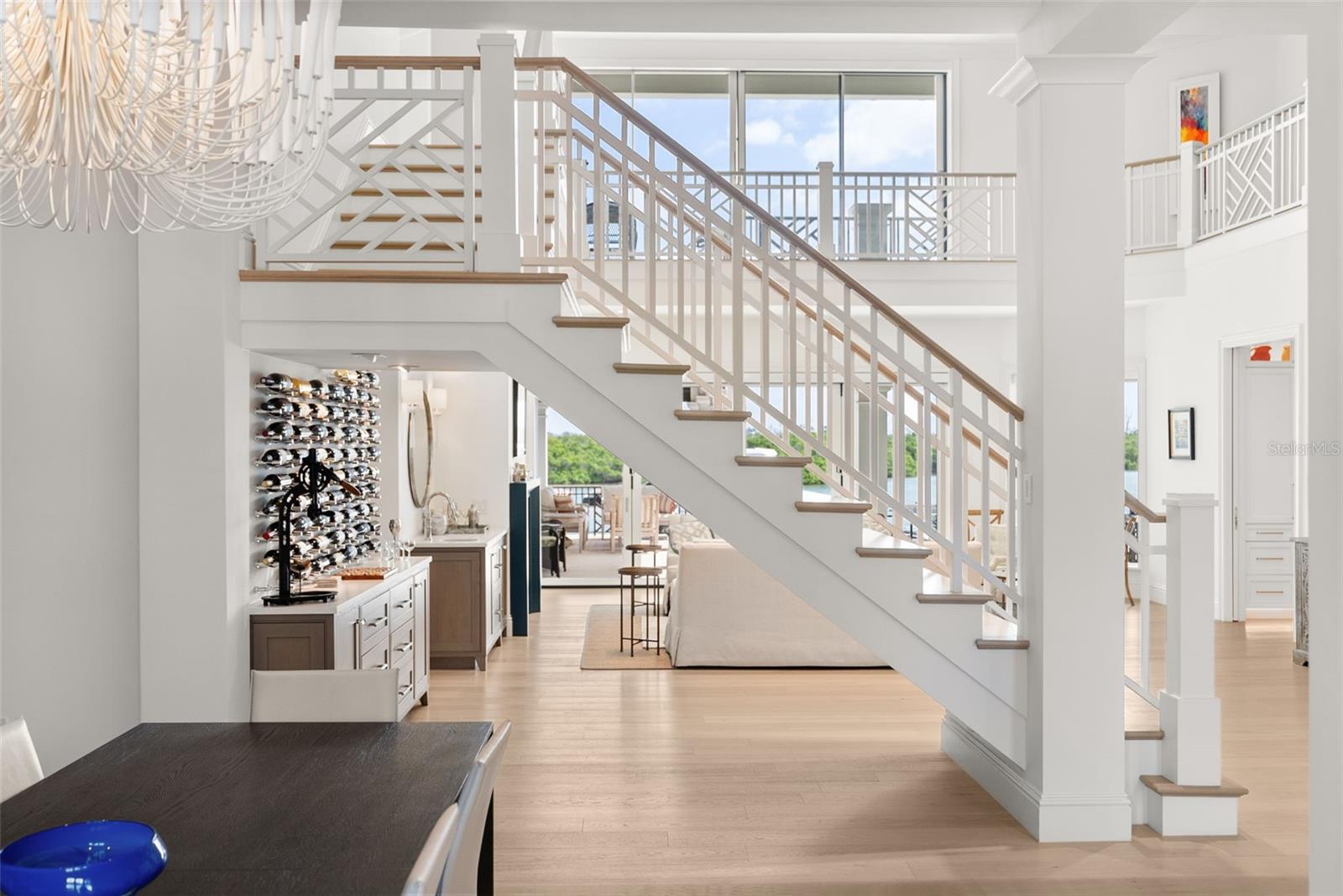 Image 23 of 100 For 361 Blvd Of The Presidents