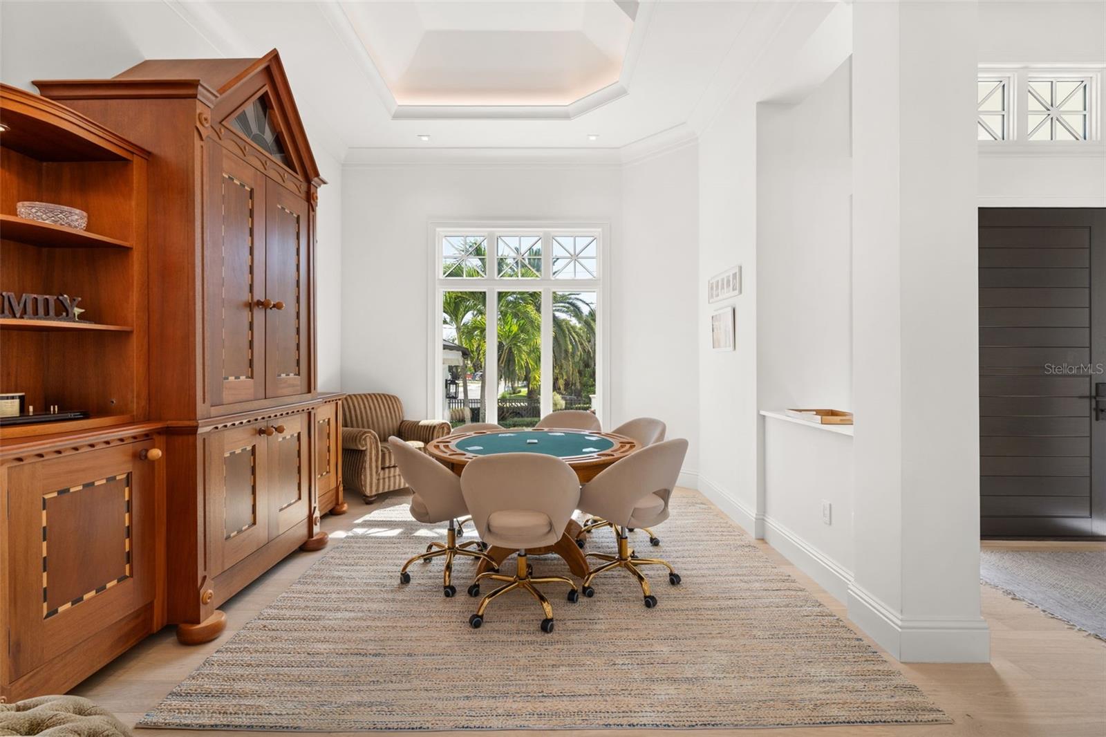 Image 24 of 100 For 361 Blvd Of The Presidents