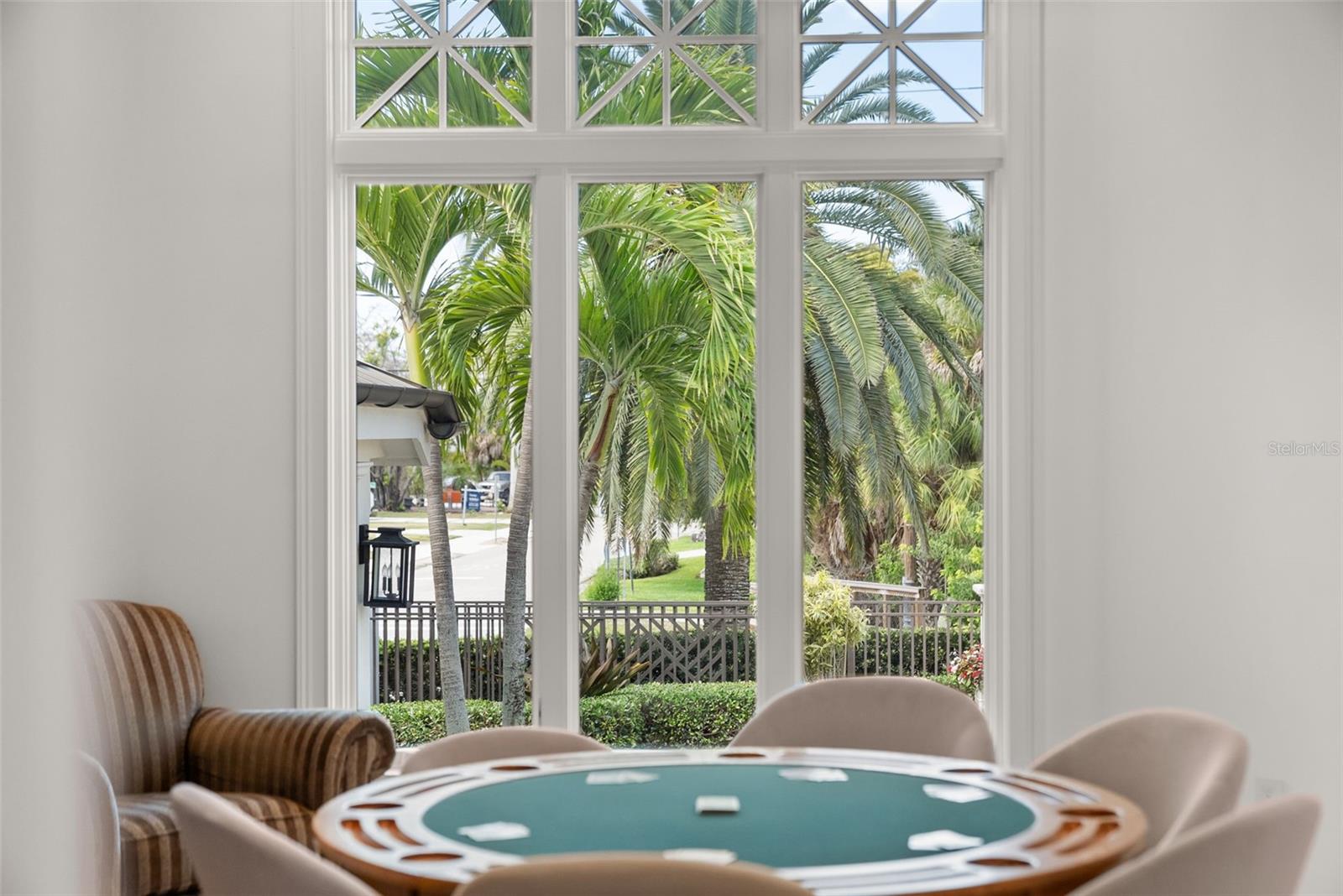 Image 25 of 100 For 361 Blvd Of The Presidents