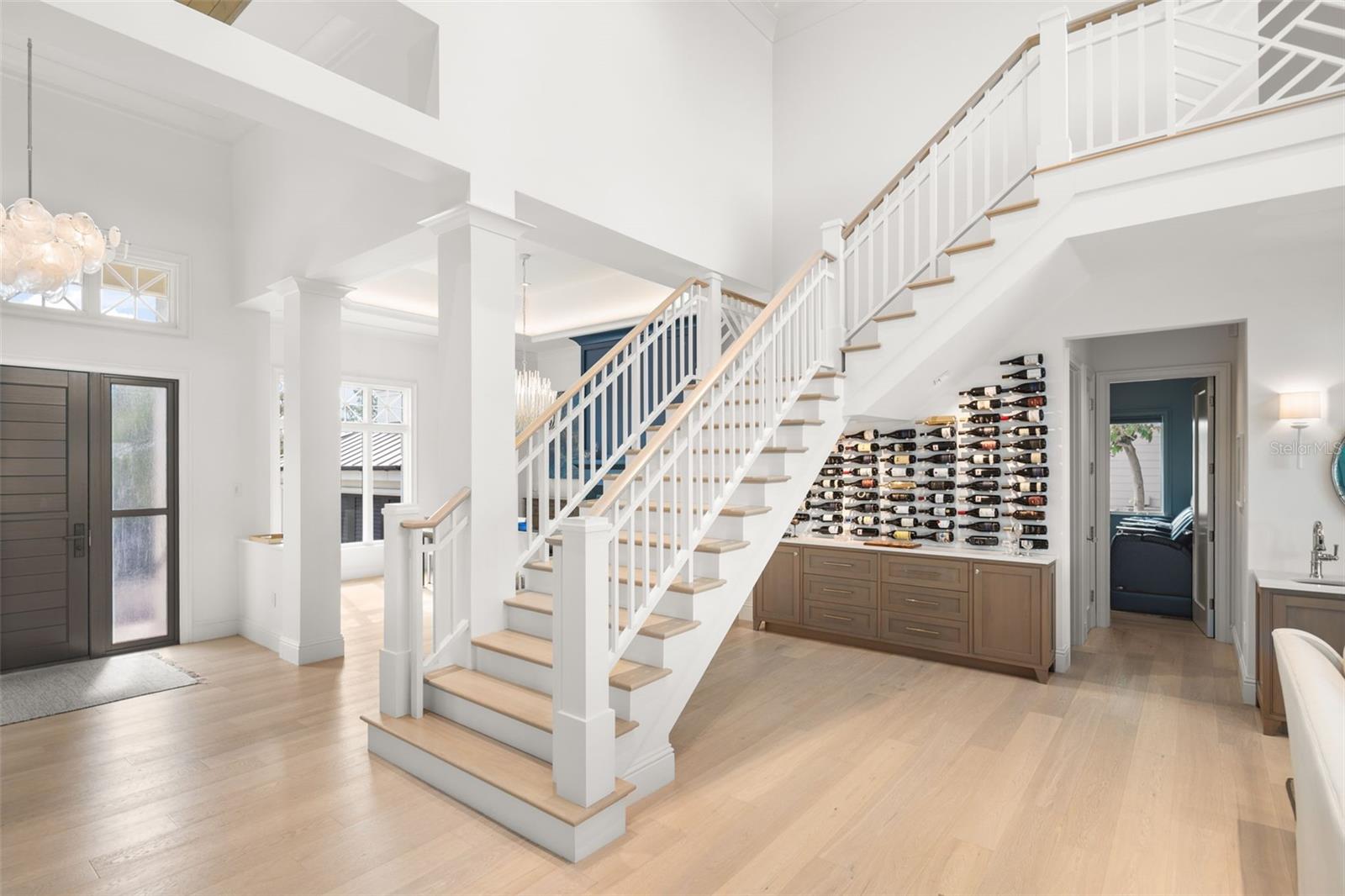 Image 26 of 100 For 361 Blvd Of The Presidents