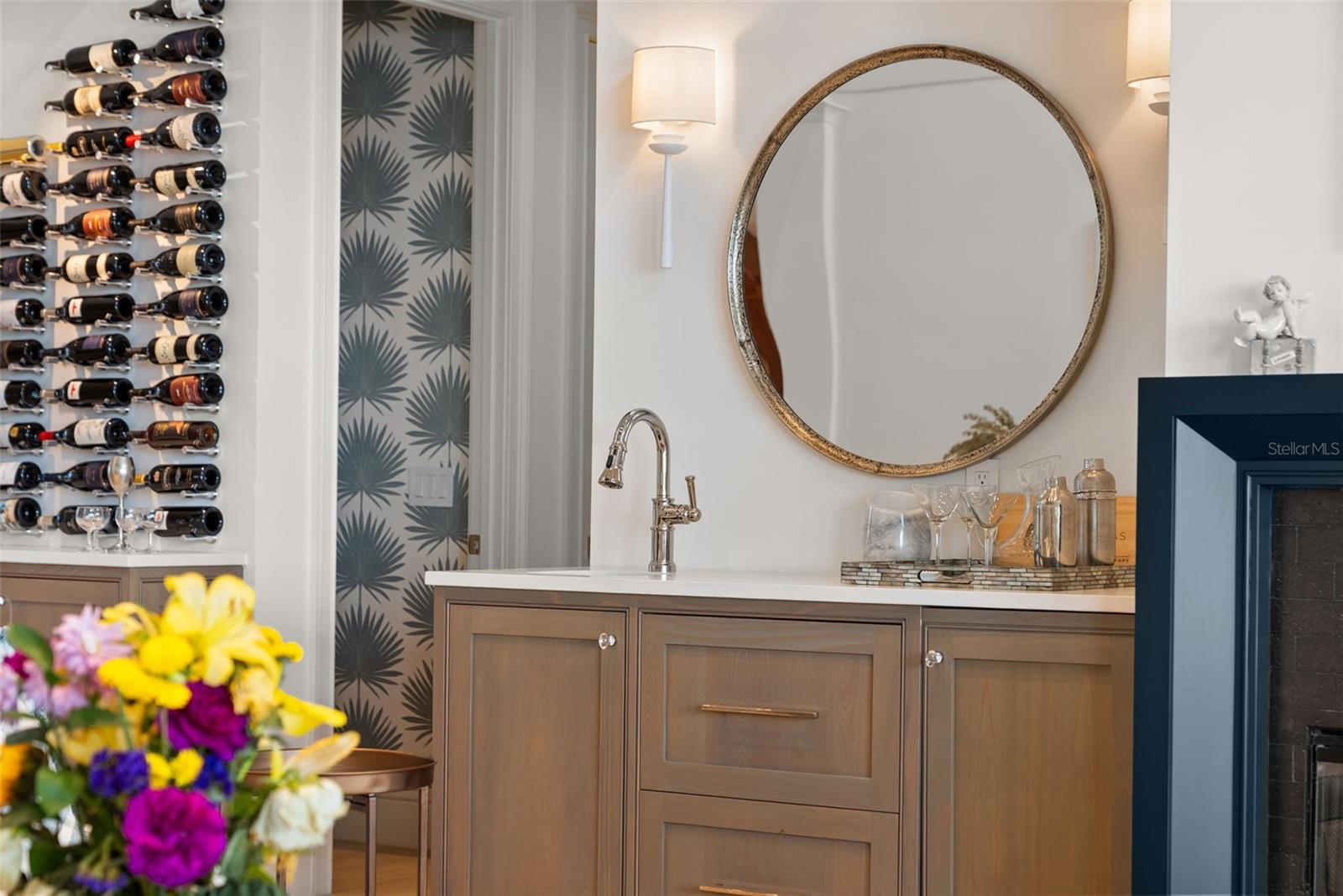 Image 27 of 100 For 361 Blvd Of The Presidents