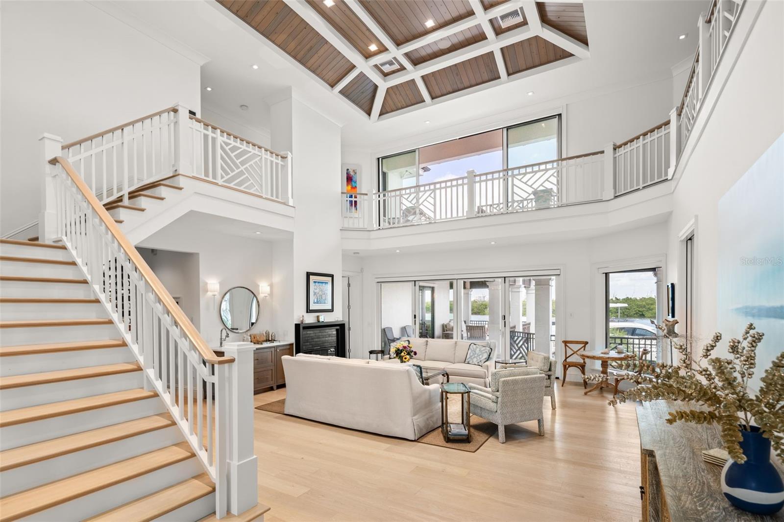 Image 29 of 100 For 361 Blvd Of The Presidents