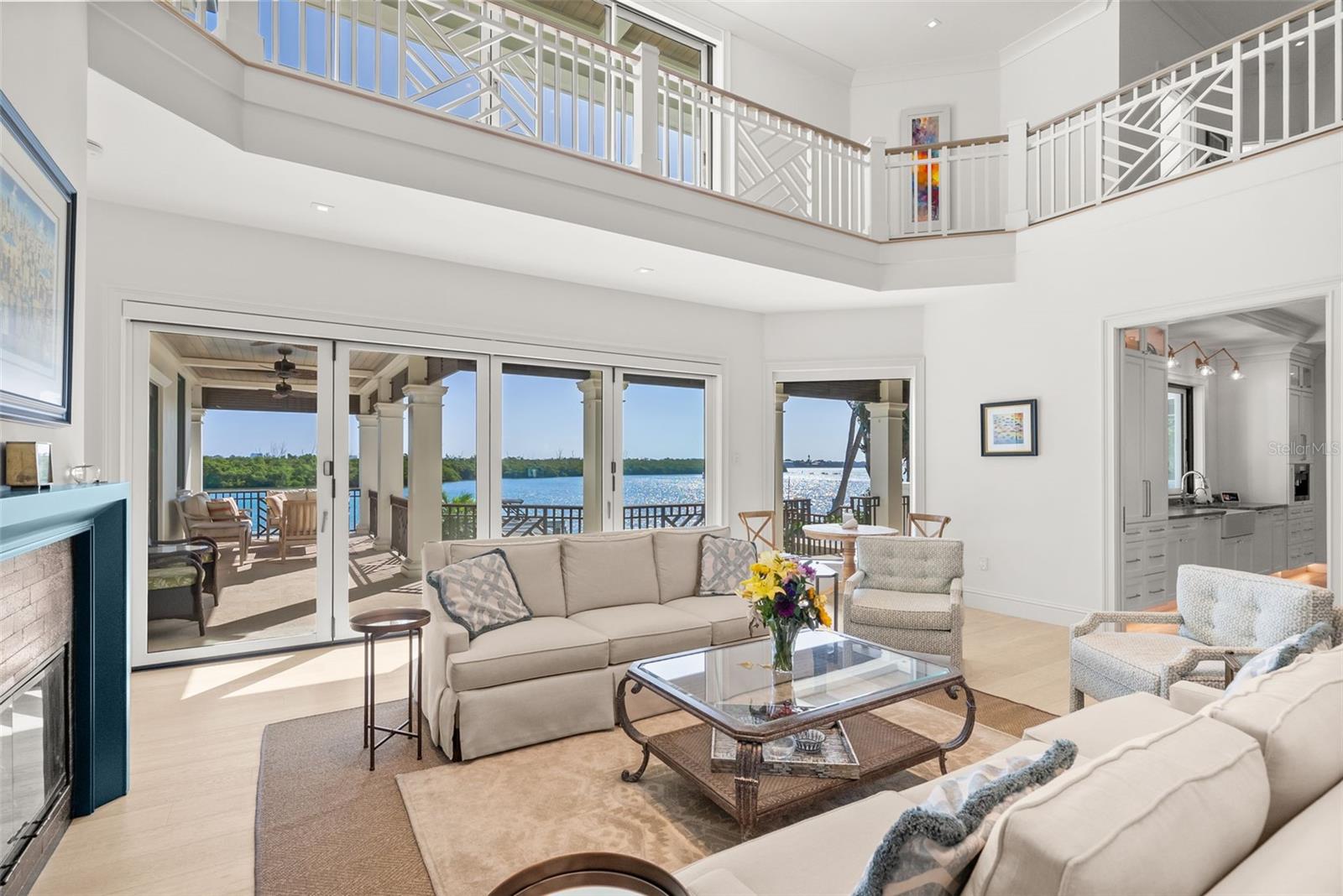 Image 33 of 100 For 361 Blvd Of The Presidents