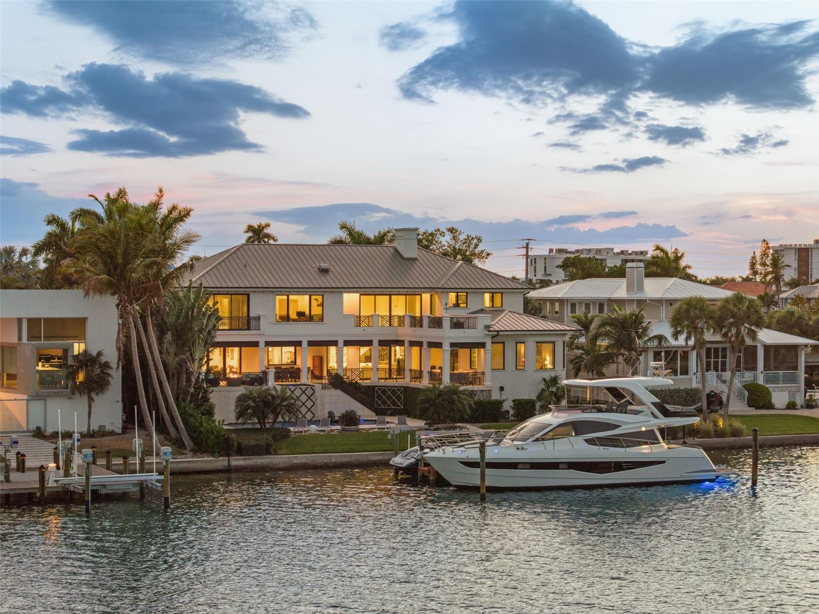 Image 4 of 100 For 361 Blvd Of The Presidents