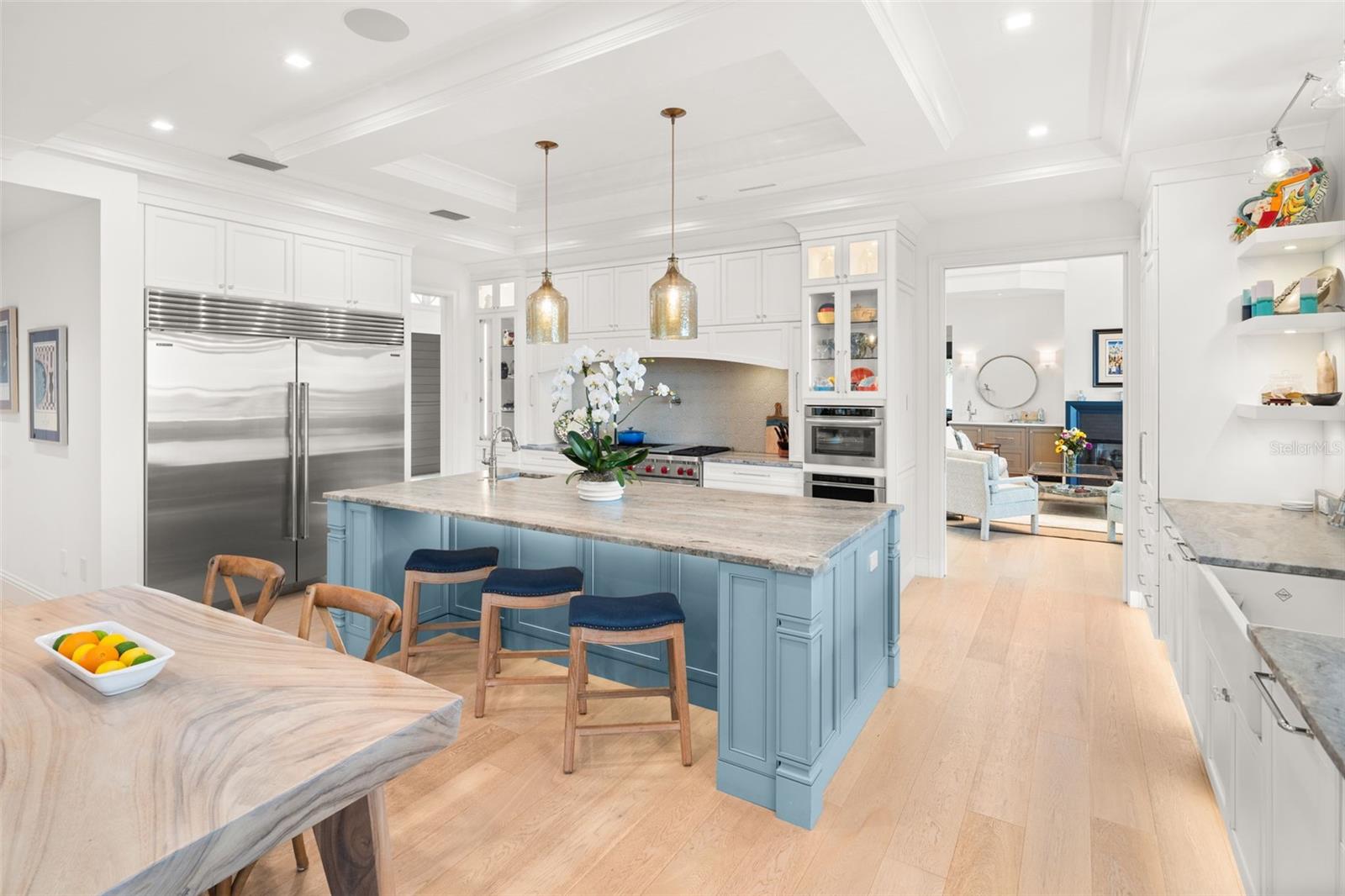 Image 44 of 100 For 361 Blvd Of The Presidents