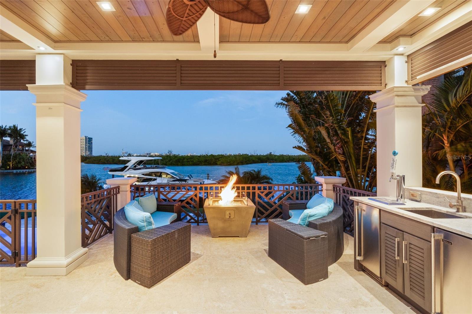 Image 50 of 100 For 361 Blvd Of The Presidents