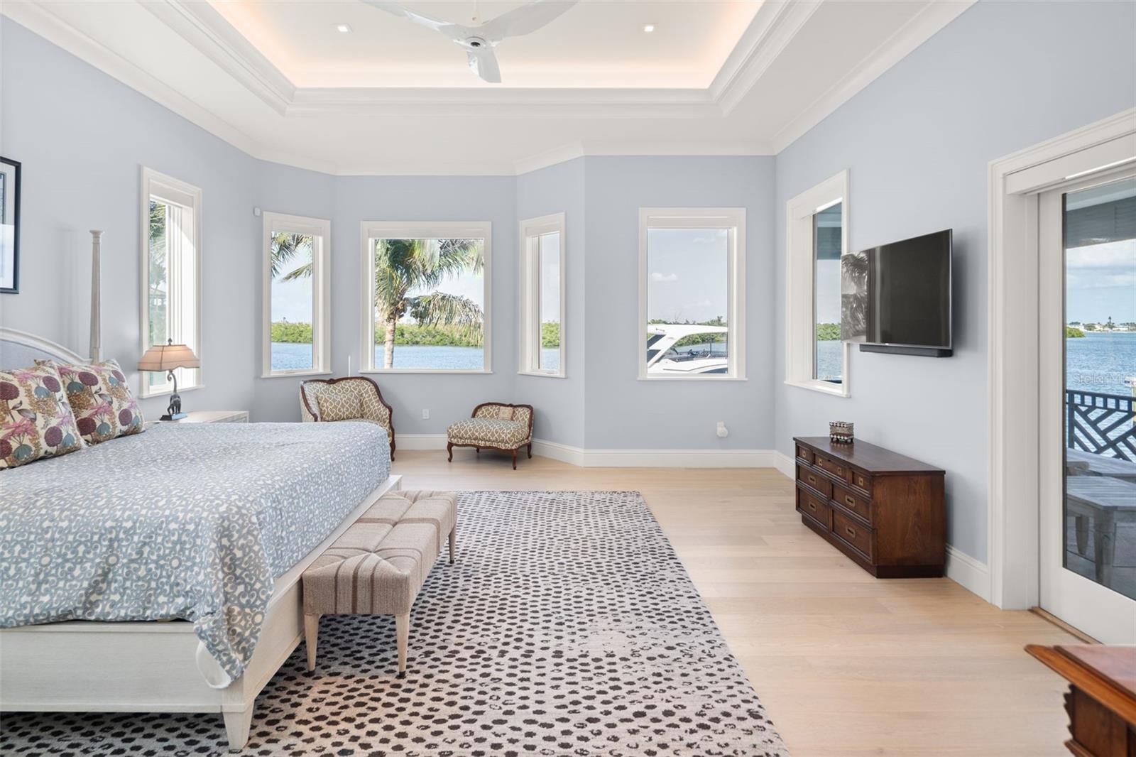 Image 66 of 100 For 361 Blvd Of The Presidents