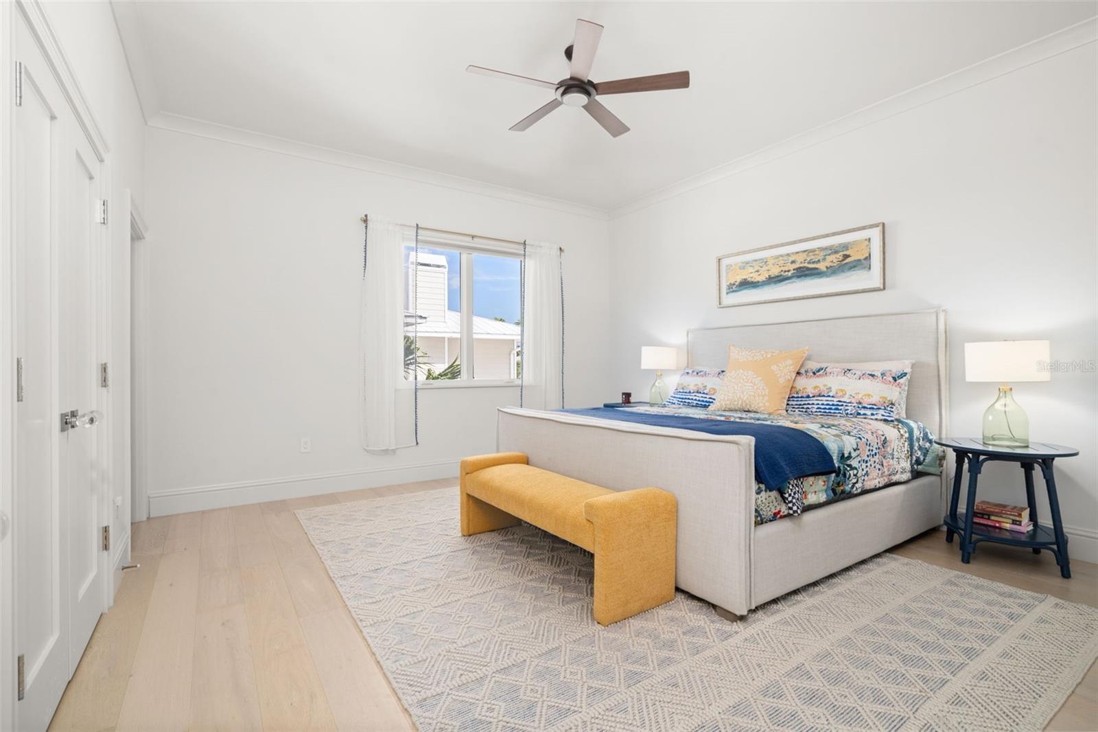 Image 92 of 100 For 361 Blvd Of The Presidents