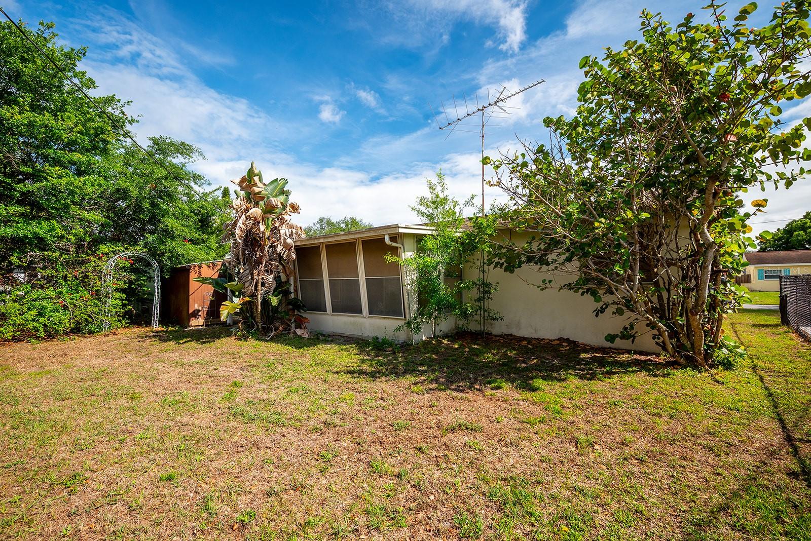 Image 16 of 19 For 6943 301st Avenue N