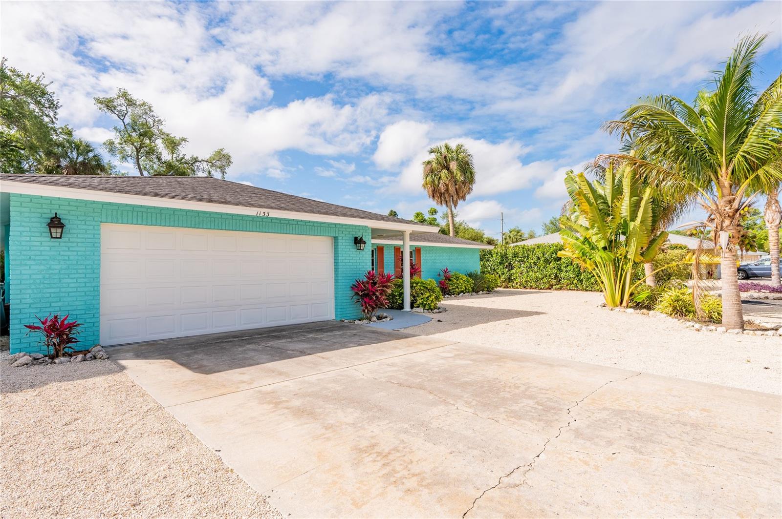 Image 2 of 42 For 1133 Montezuma Drive