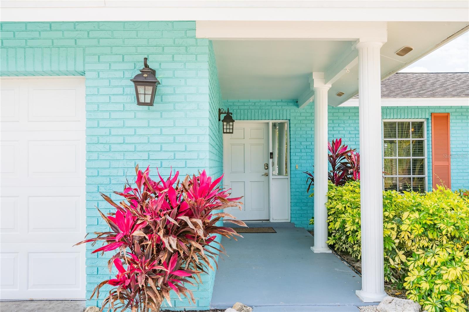 Image 3 of 42 For 1133 Montezuma Drive