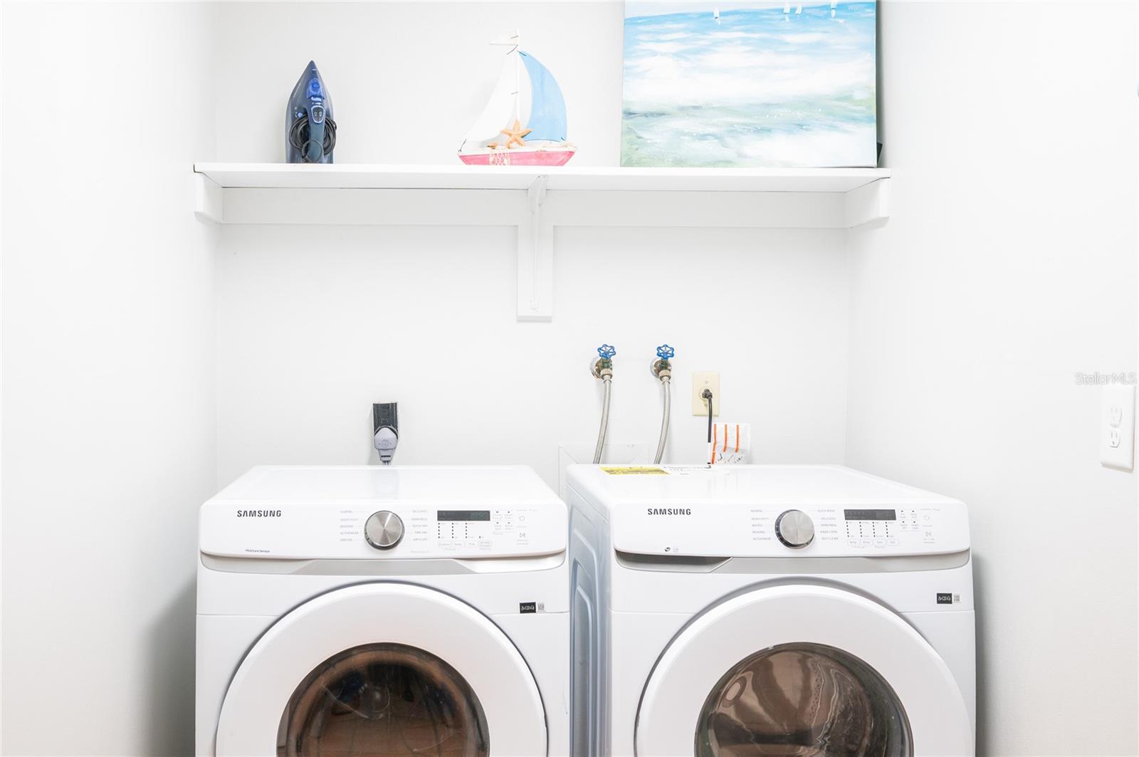 Image 31 of 42 For 1133 Montezuma Drive