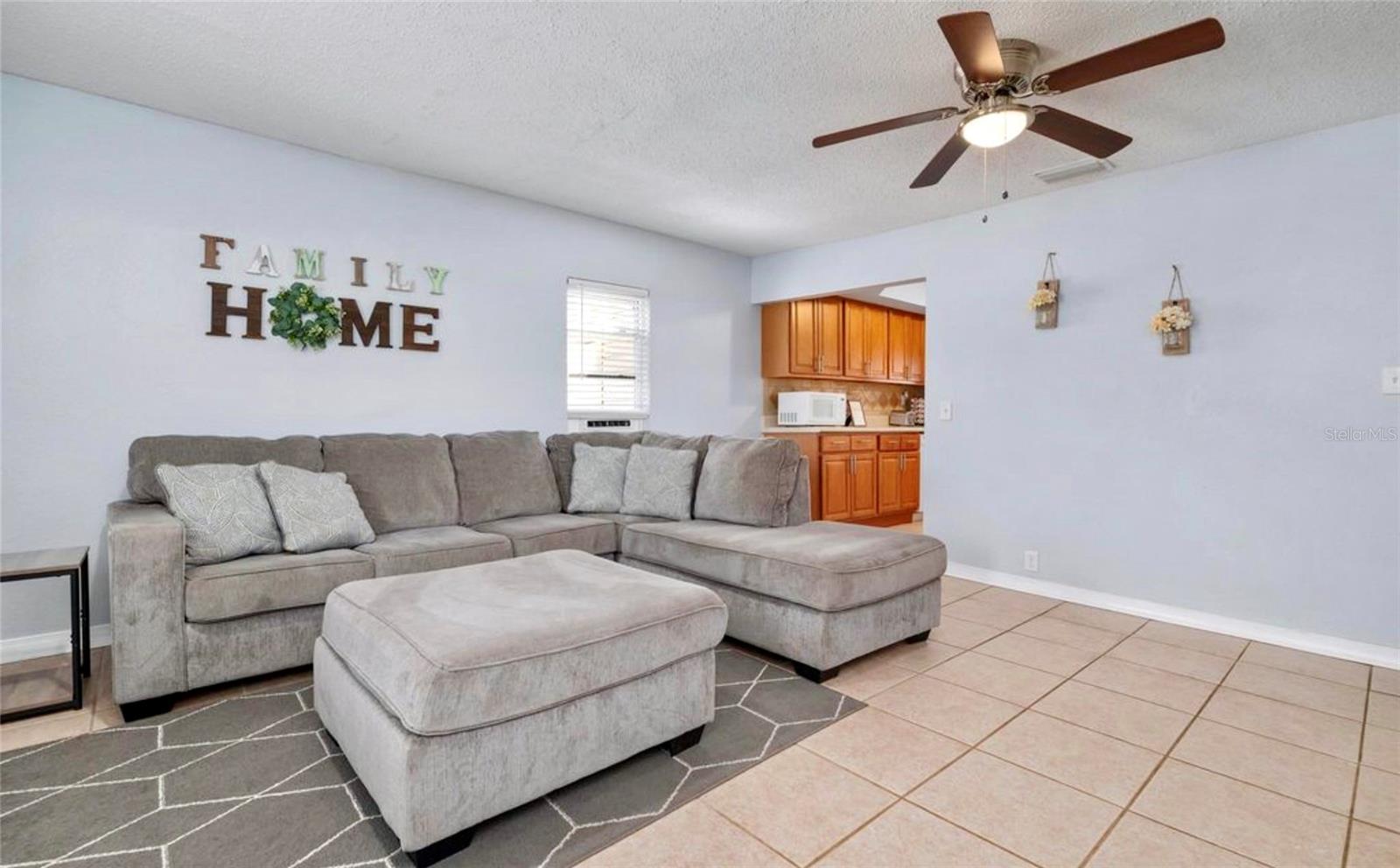 Image 3 of 20 For 3018 Arlington Street