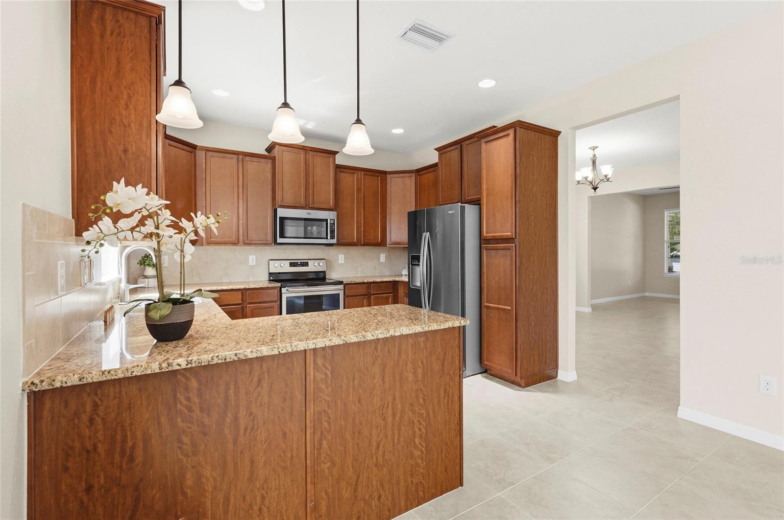 Image 12 of 57 For 8457 Karpeal Drive