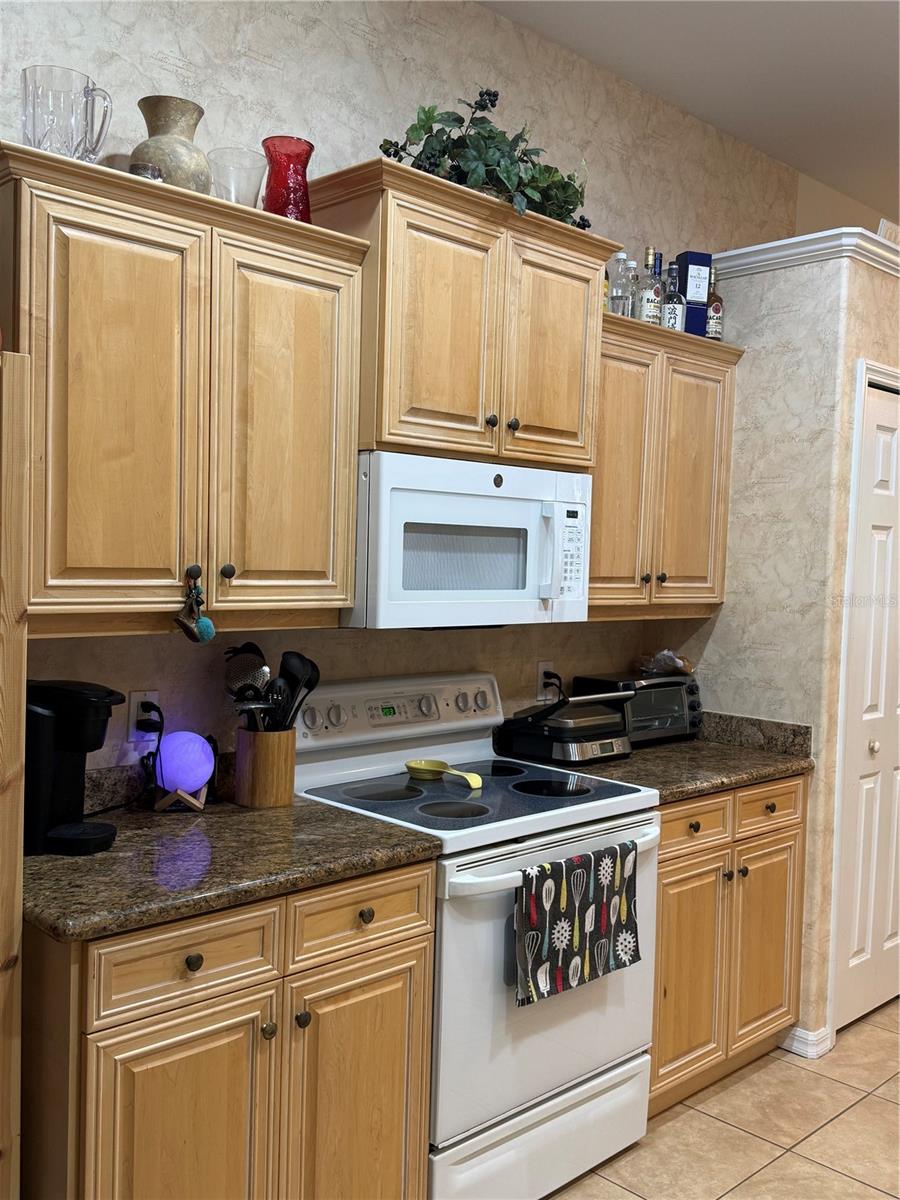 Image 36 of 49 For 3625 Square West Lane 4