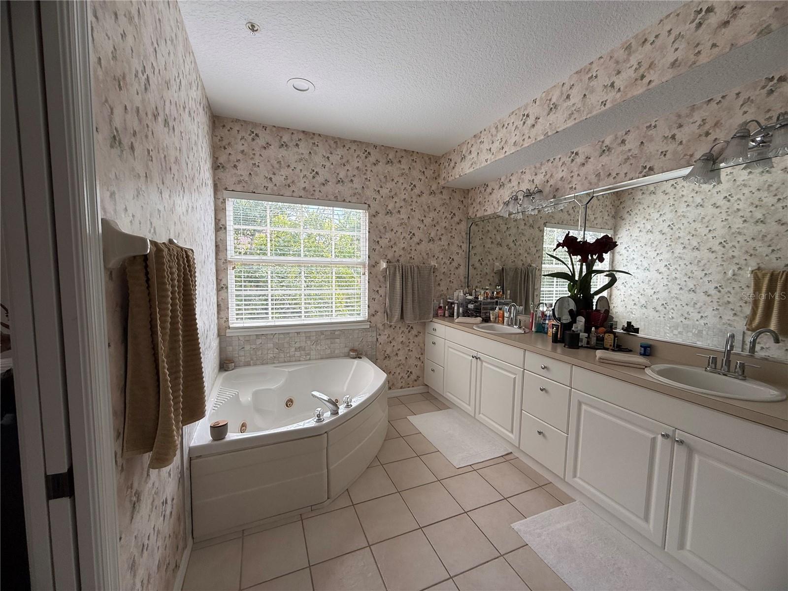 Image 41 of 49 For 3625 Square West Lane 4